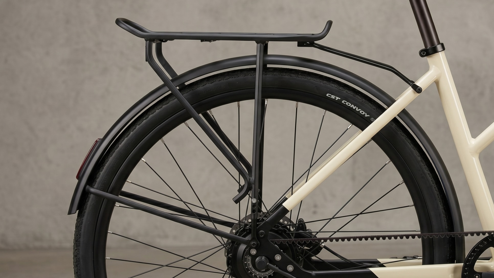 Auren EV5 rear rack fitted over the rear wheel and mudguard