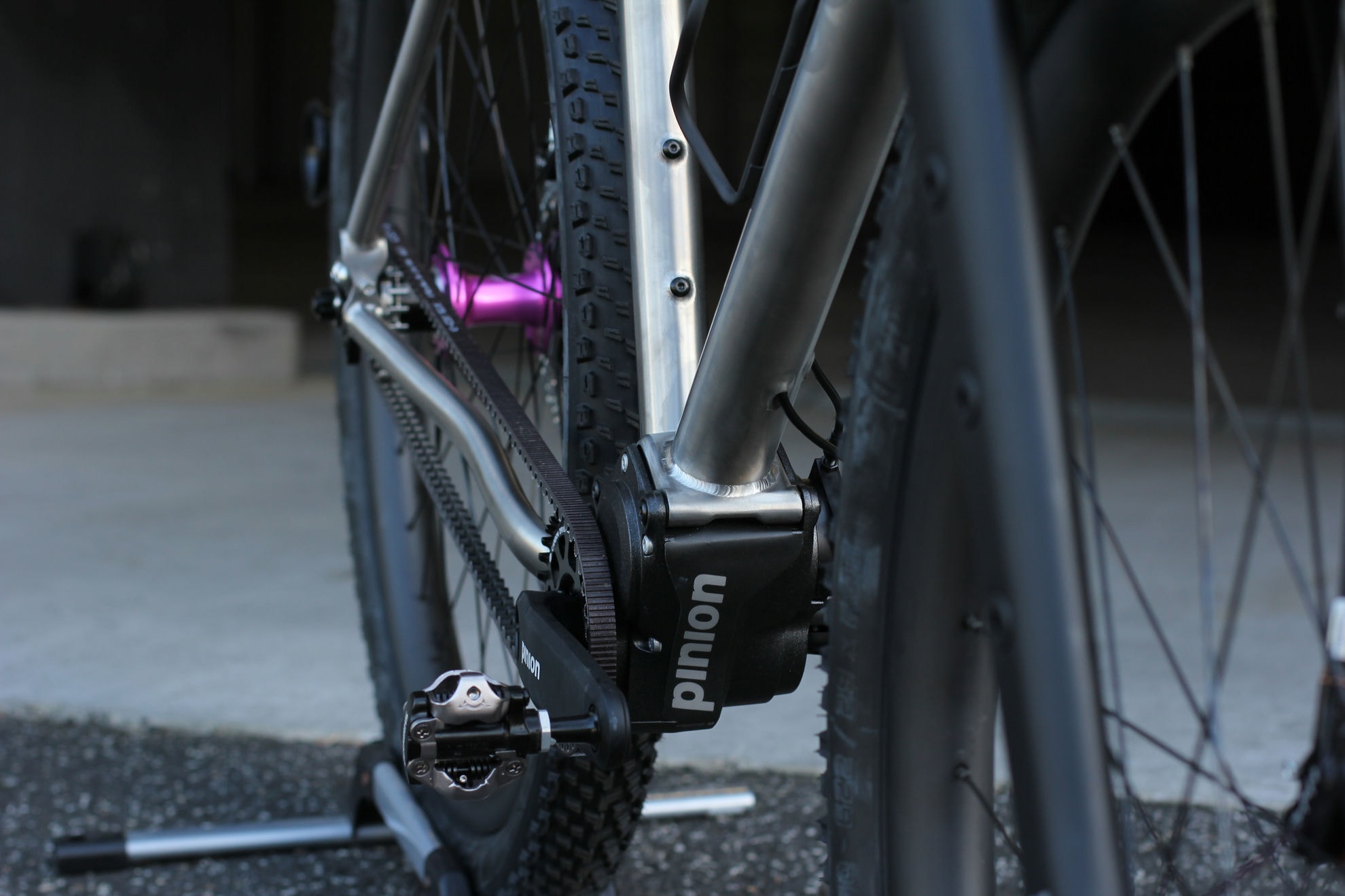 Pinion gearbox on an Auren titanium frame